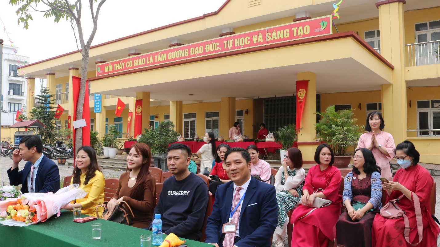 Trường THCS Đại Nghĩa: Rộn ràng và ấm áp ngày hội gói bánh chưng chào xuân mới Bính Ngọ 2026- Ảnh 2.