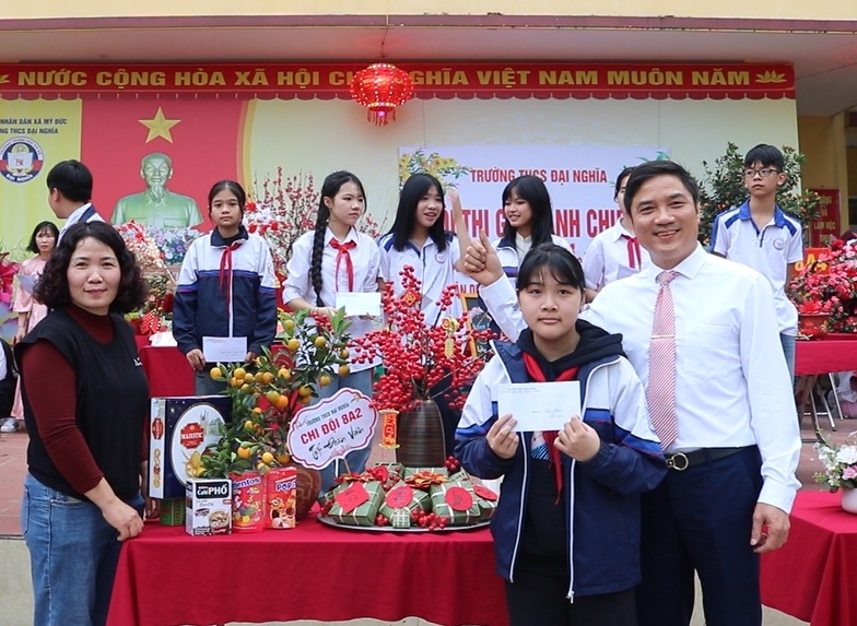 Trường THCS Đại Nghĩa: Rộn ràng và ấm áp ngày hội gói bánh chưng chào xuân mới Bính Ngọ 2026- Ảnh 9.