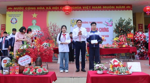 lop dat giai nhi.jpg