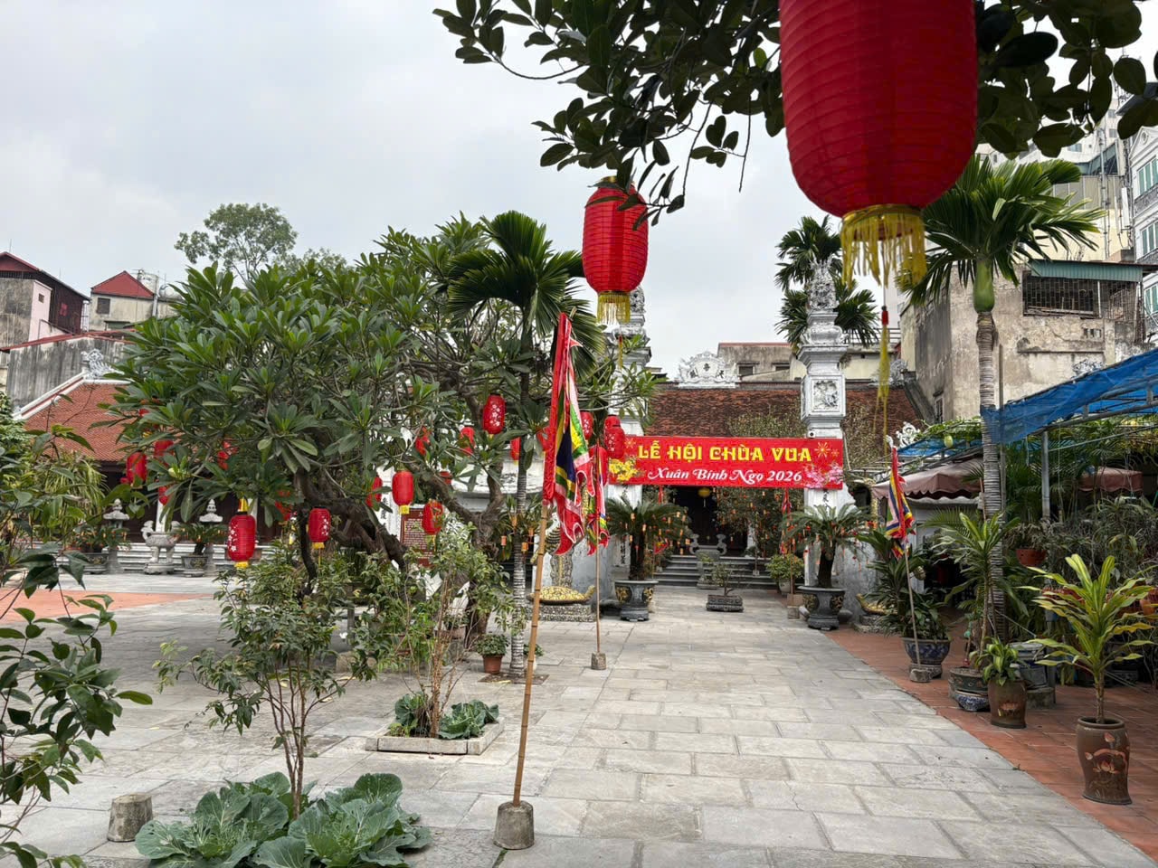 Độc đáo Lễ hội chùa Vua - “Cờ miếu” của Thăng Long- Ảnh 5.