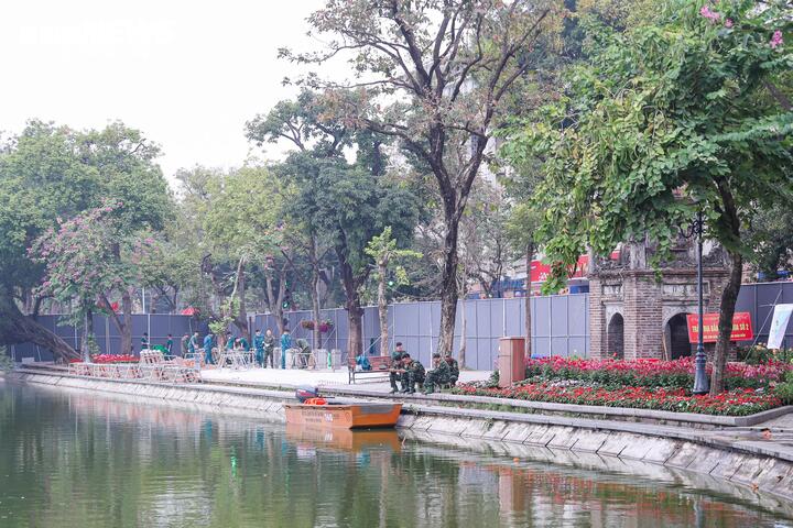 Toàn cảnh trận địa pháo hoa ở Hà Nội chào mừng năm mới Bính Ngọ 2026- Ảnh 13.