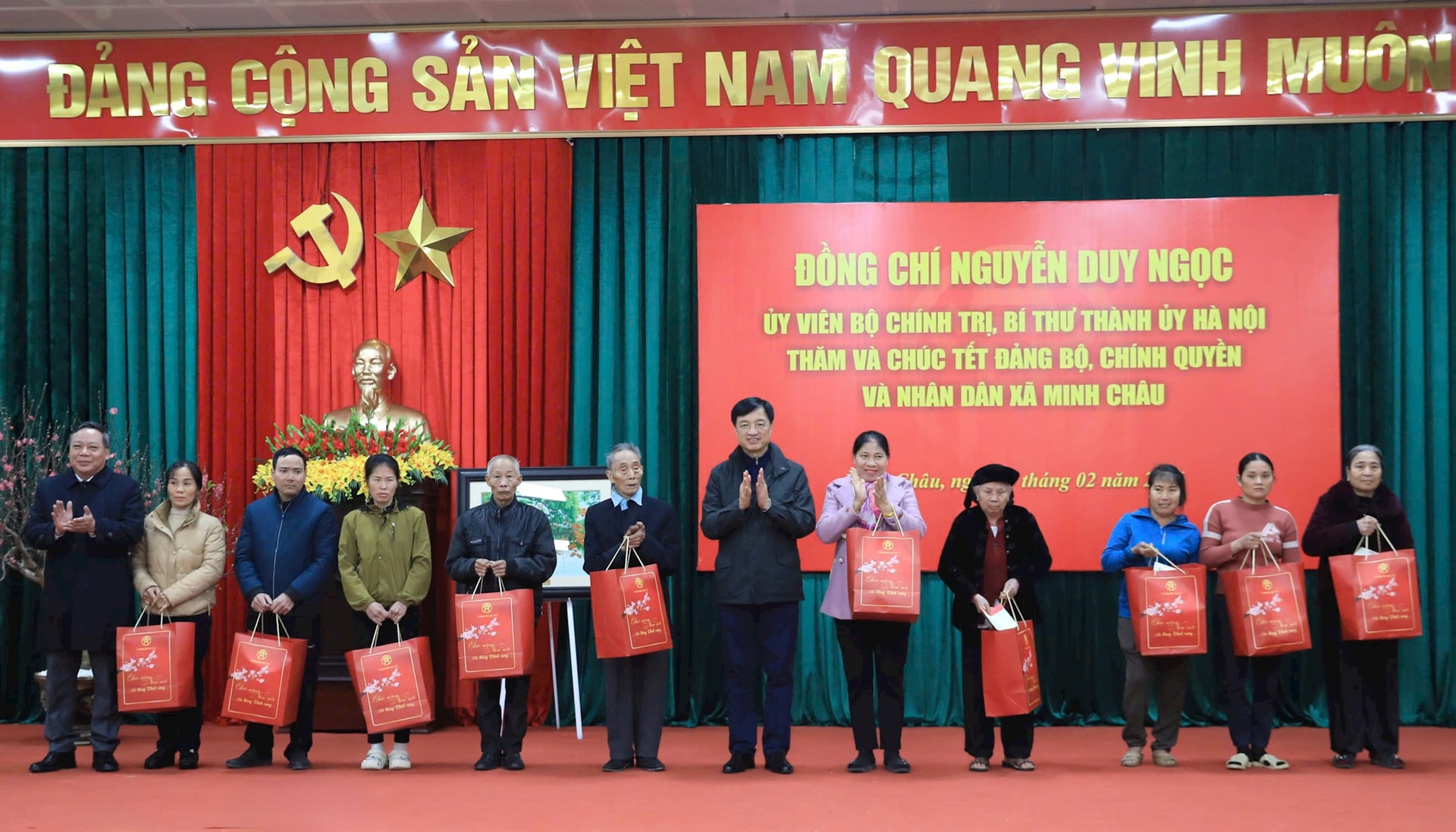 Thủ đô Hà Nội văn hiến và anh hùng - Khẳng định bản lĩnh, trí tuệ, tầm vóc trong kỷ nguyên mới- Ảnh 3.