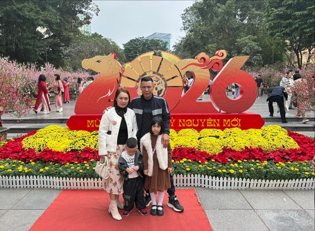 Hà Nội: Các điểm vui chơi đông kín du khách từ mùng 1 Tết- Ảnh 7.