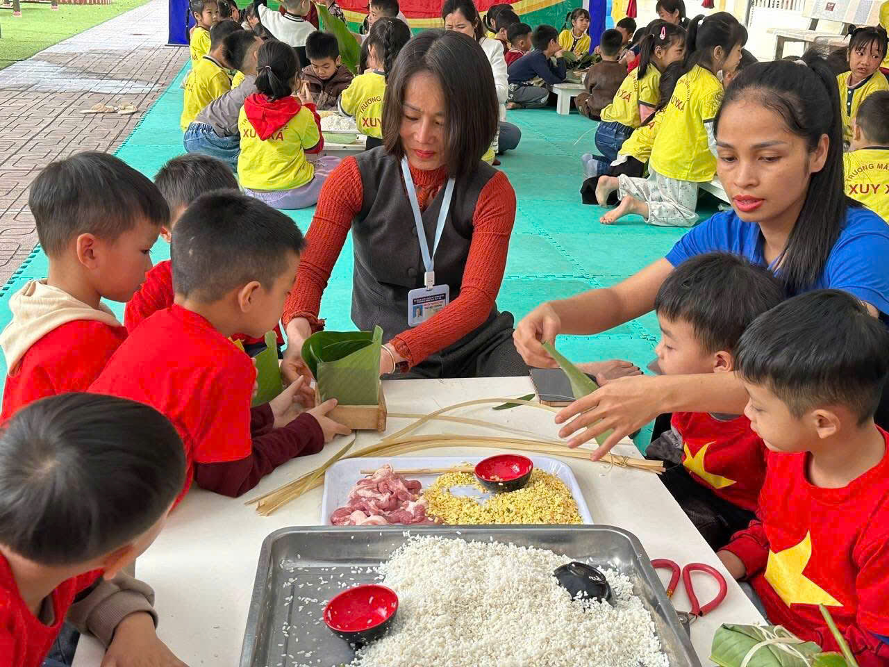 Trường Mầm non Xuy Xá: Xuân ấm từ những gian hàng Tết cho học sinh nghèo- Ảnh 3.