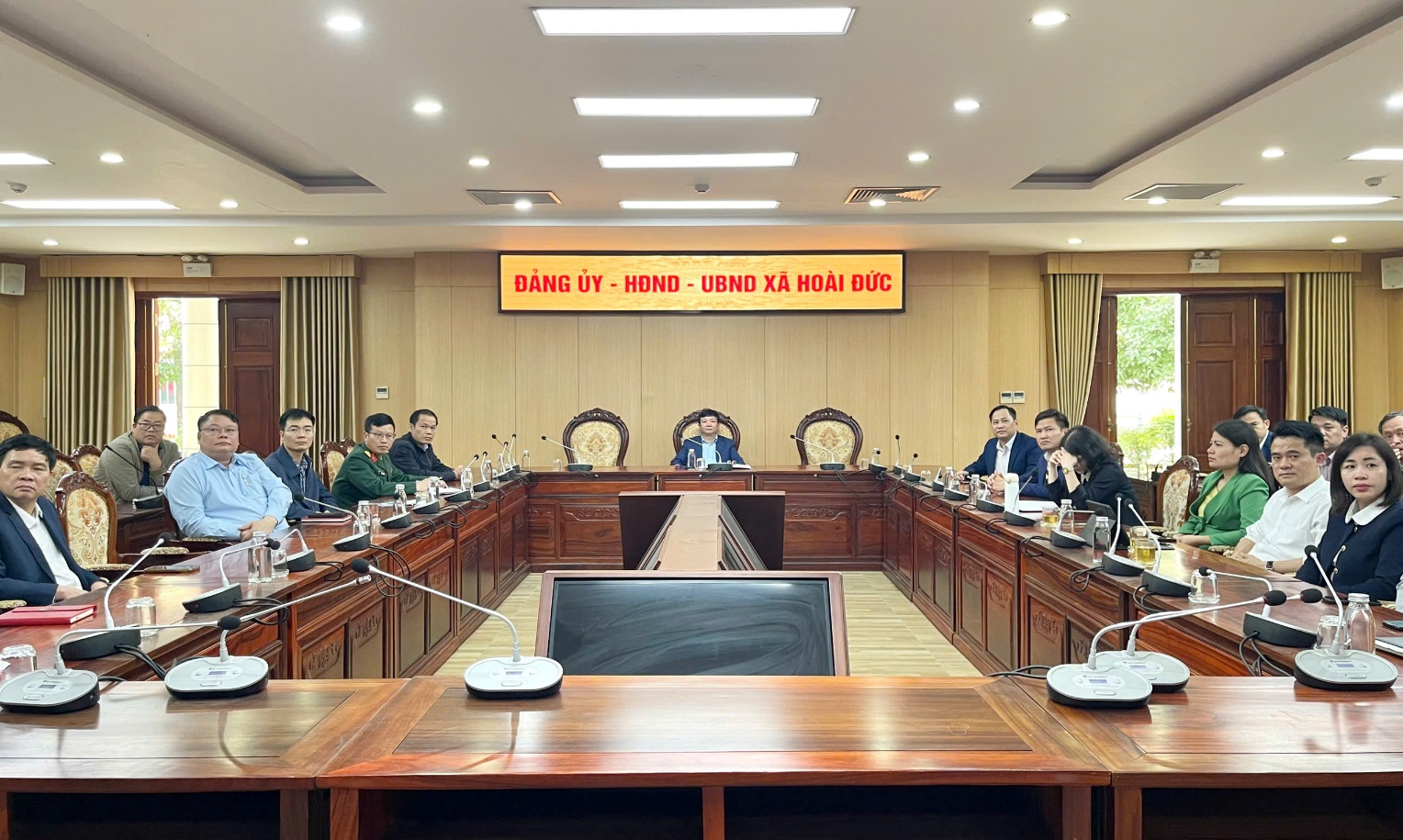 Hoài Đức dự hội nghị trực tuyến giao ban với cơ sở tháng 1 năm 2026 của Thành uỷ, HĐND, UBND, UB MTTQ Việt Nam thành phố Hà Nội.- Ảnh 2.