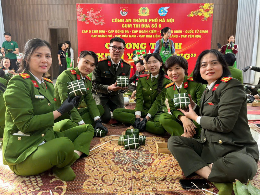 "Gói trọn" cả tình quân dân trong từng chiếc bánh chưng gửi tặng người khó khăn- Ảnh 13.