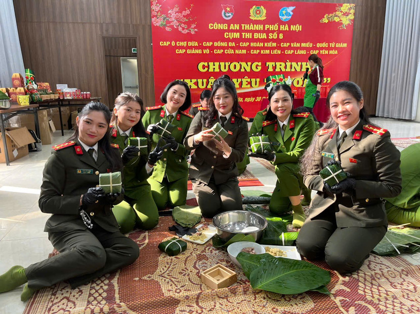 "Gói trọn" cả tình quân dân trong từng chiếc bánh chưng gửi tặng người khó khăn- Ảnh 12.