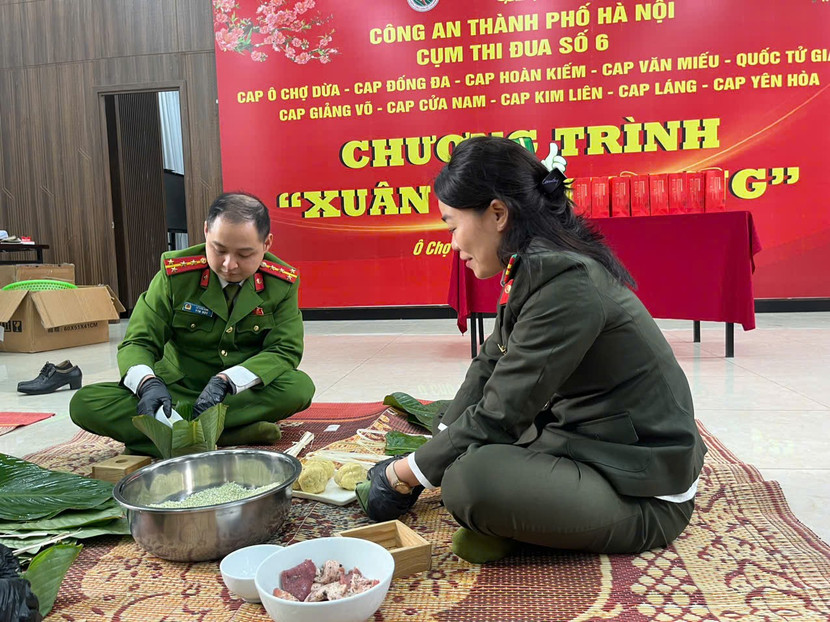 "Gói trọn" cả tình quân dân trong từng chiếc bánh chưng gửi tặng người khó khăn- Ảnh 8.