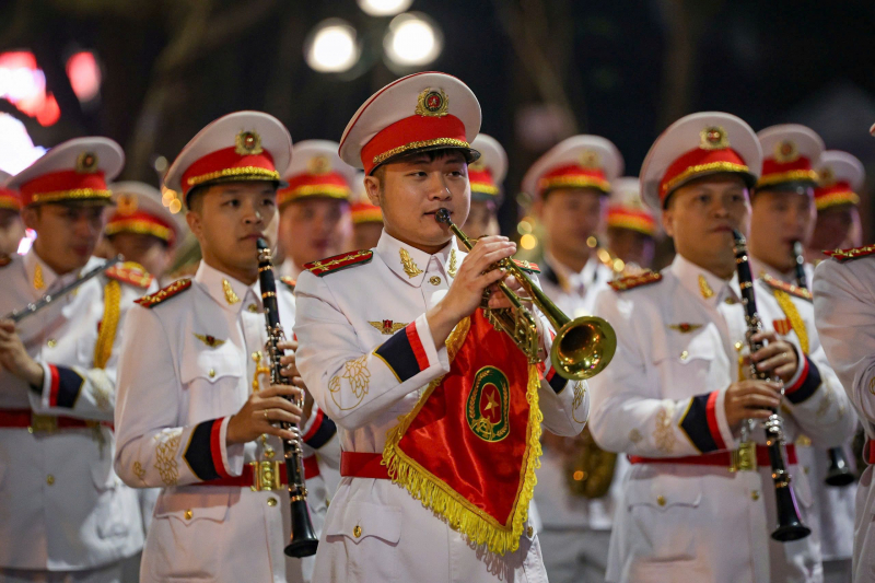 Khúc hát mừng xuân, dâng Đảng trước Tượng đài “CAND vì dân phục vụ”- Ảnh 6.