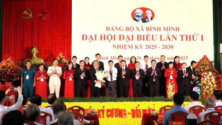 Đảng cộng sản Việt Nam- 96 năm soi đường dân tộc, niềm tin, khát vọng và dấu ấn trên quê hương Bình Minh- Ảnh 2.