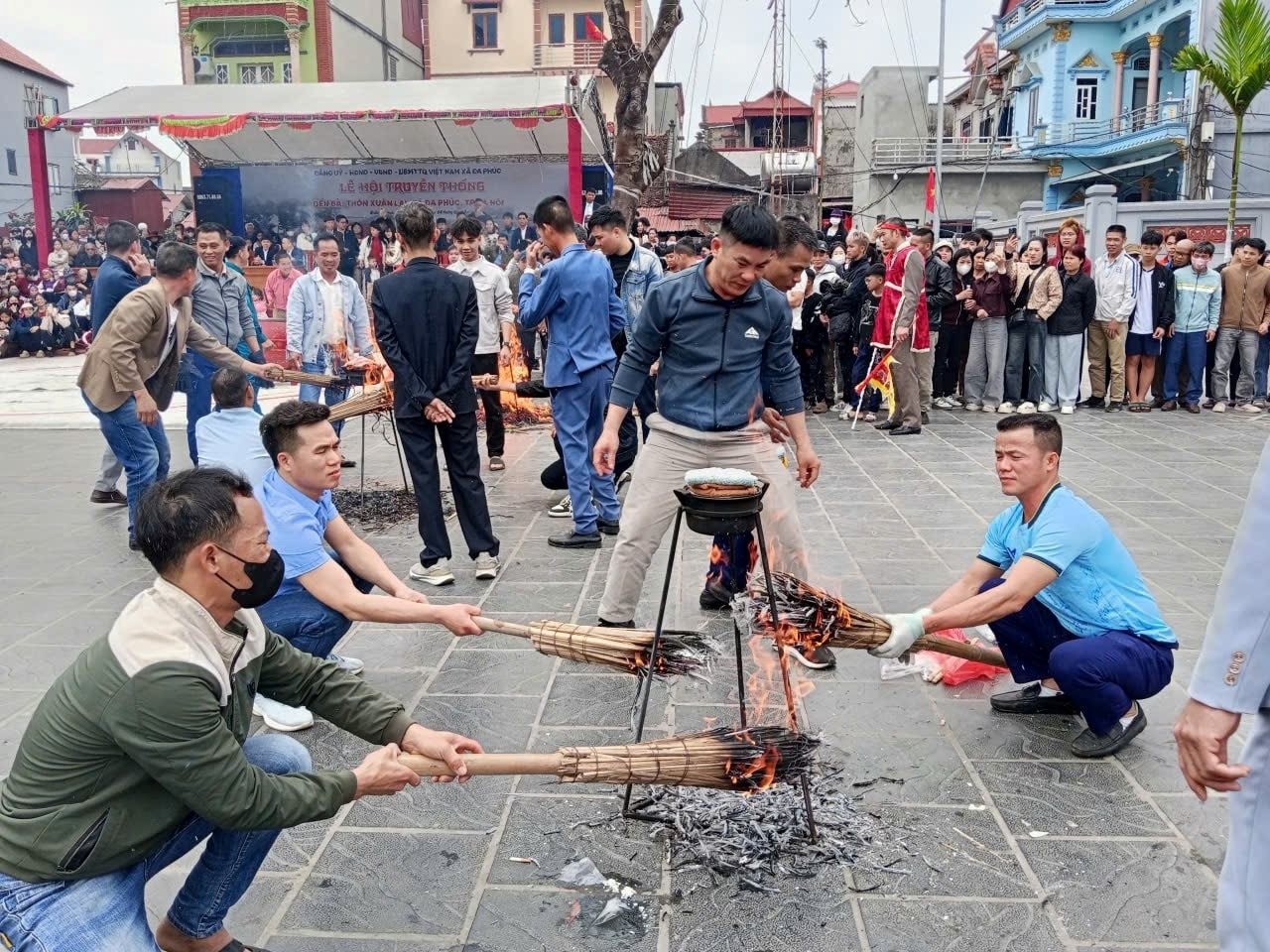 Xã Đa Phúc long trọng tổ chức Lễ hội truyền thống đền Bà- Ảnh 3.