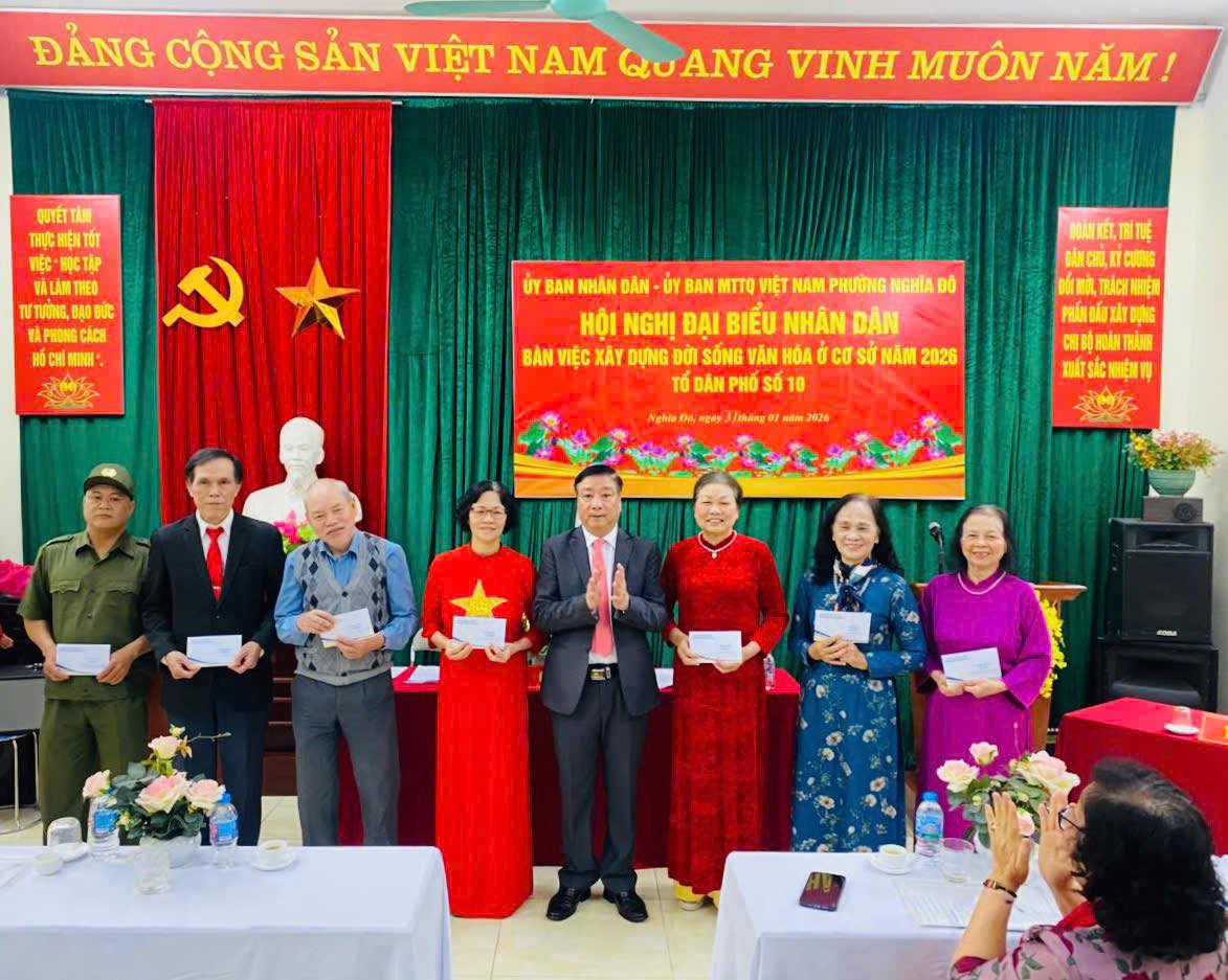 Đồng chí Bí thư Đảng ủy phường dự, chỉ đạo Hội nghị đại biểu nhân dân Tổ dân phố: Lan tỏa dân chủ, gắn kết từ cơ sở!- Ảnh 3.