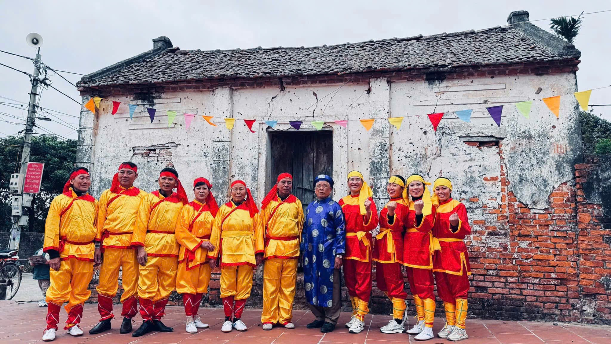 Giữ hồn xuân quê qua hội Vật cầu – Kéo mỏ làng Ngải Khê, xã Chuyên Mỹ- Ảnh 1.