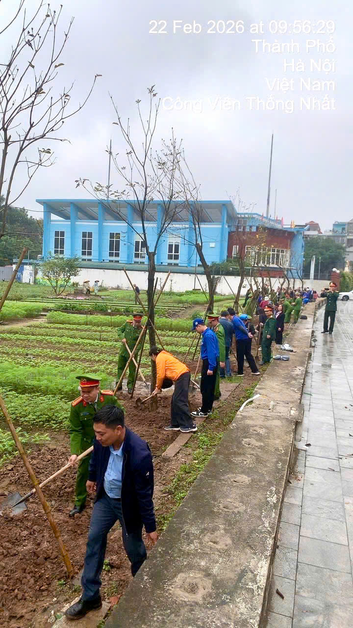 Phường Hai Bà Trưng tổ chức “Tết trồng cây đời đời nhớ ơn Bác Hồ – Xuân 2026”- Ảnh 4.