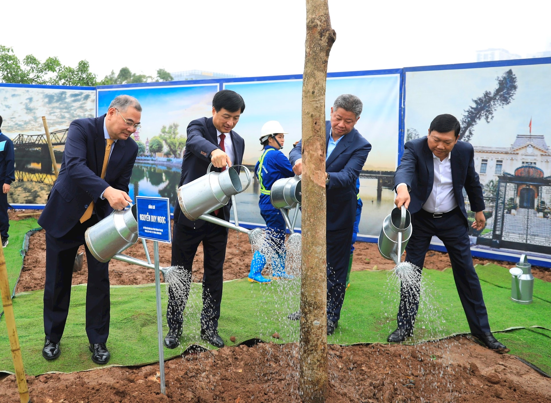 Tổng Bí thư Tô Lâm: Trồng thêm một cây xanh là gửi thêm một niềm tin vào tương lai- Ảnh 8.