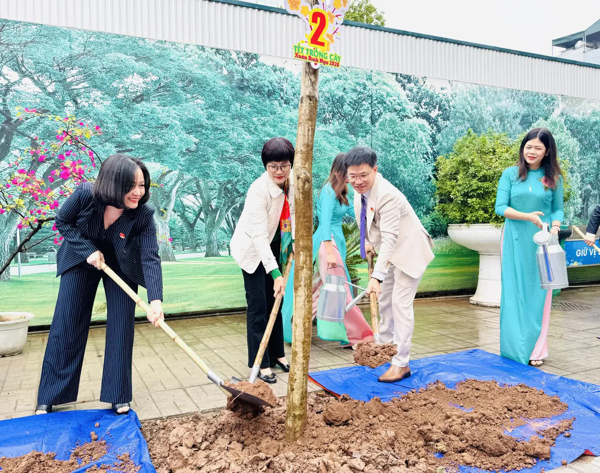 Phường Kim Liên phát động Tết trồng cây Xuân Bính Ngọ 2026- Ảnh 2.