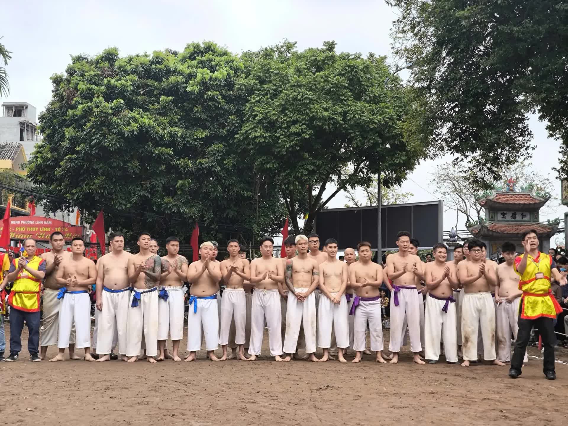 Phường Lĩnh Nam tổ chức nhiều hoạt động văn hóa - thể thao đầu xuân Bính Ngọ- Ảnh 1.