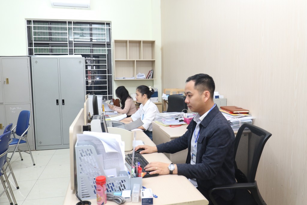 UBND xã Hồng Vân khẩn trương, quyết liệt trong công tác từ những ngày đầu năm mới Bính Ngọ- Ảnh 2.