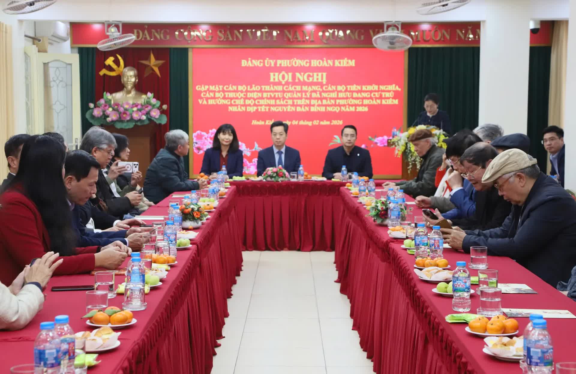 Phường Hoàn Kiếm quyết tâm hoàn thành xuất sắc nhiệm vụ năm 2026- Ảnh 1.