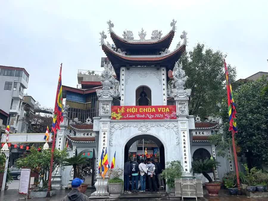 Phường Hai Bà Trưng khai mạc Lễ hội Chùa Vua: tôn vinh tinh hoa Cờ tướng Thăng Long- Ảnh 1.