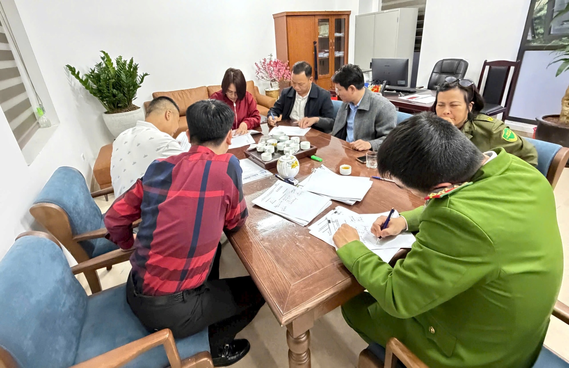 Nghĩa Đô: Ra quân đầu xuân trên công trường chống ngập- Ảnh 3.