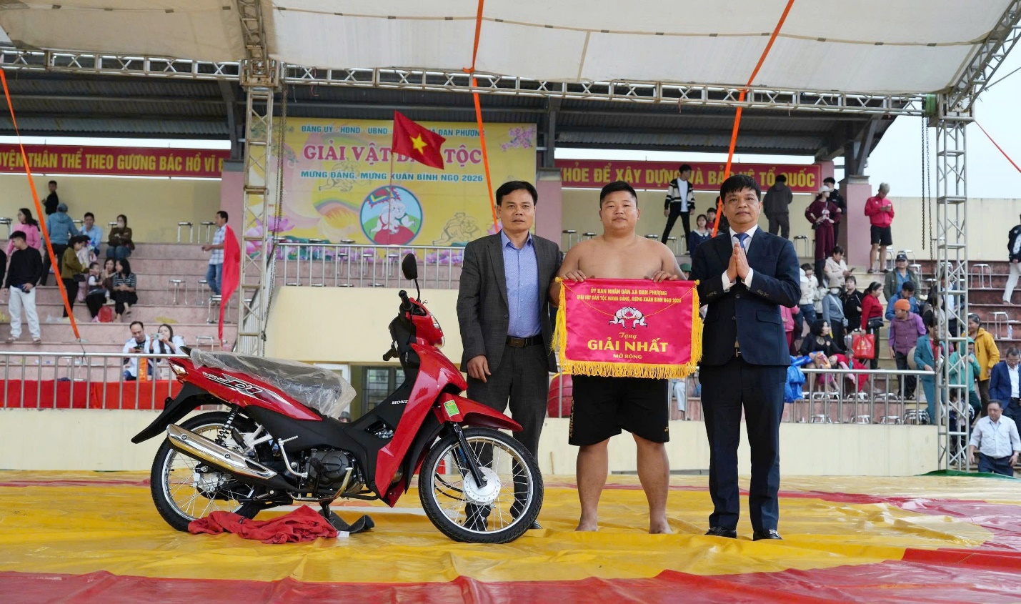 Giải vật dân tộc mừng Đảng, mừng Xuân Bính Ngọ 2026 xã Đan Phượng thành công tốt đẹp.- Ảnh 1.