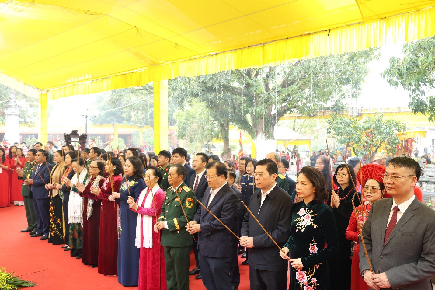 Phó Chủ tịch nước Võ Thị Ánh Xuân dự khai hội Đền Hai Bà Trưng Xuân Bính Ngọ 2026- Ảnh 1.