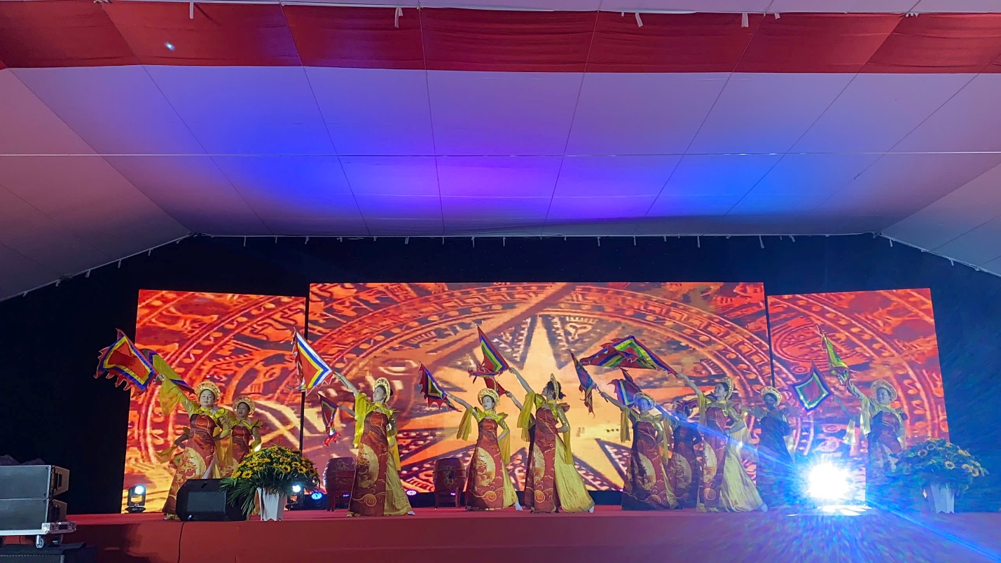 Sôi nổi các hoạt động Văn hóa, văn nghệ, thi đấu thể thao tại Lễ hội Đền Hai Bà Trưng Xuân Bính Ngọ 2026- Ảnh 3.