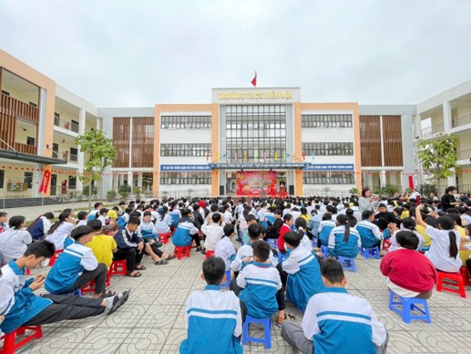 Các trường học xã Ứng Thiên sẵn sàng đón học sinh trở lại sau kỳ nghỉ Tết Nguyên đán- Ảnh 1.