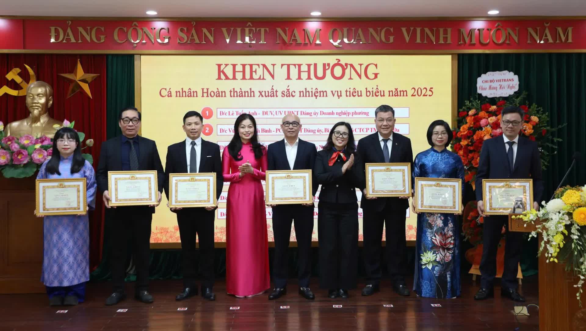 Đảng bộ Doanh nghiệp phường Hoàn Kiếm tổng kết công tác năm 2025, triển khai nhiệm vụ năm 2026- Ảnh 2.