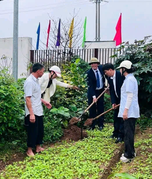 Trạm Y tế xã Phúc Lộc tổ chức gặp mặt đầu Xuân và phát động "Tết trồng cây" năm 2026- Ảnh 3.
