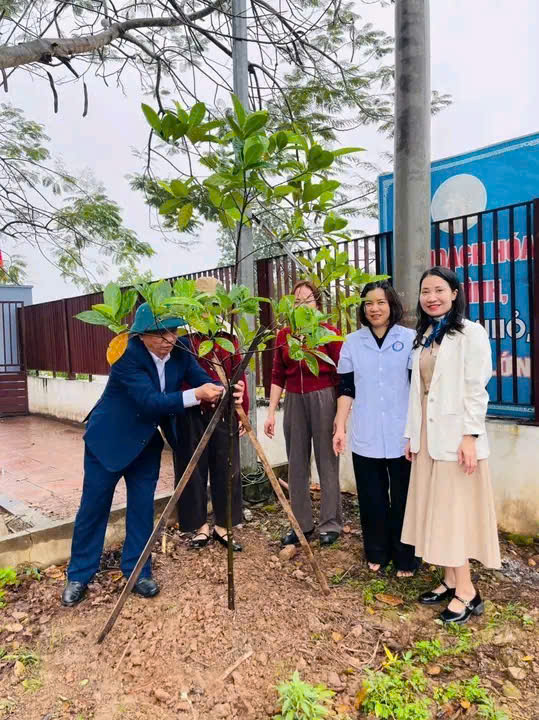 Trạm Y tế xã Phúc Lộc tổ chức gặp mặt đầu Xuân và phát động "Tết trồng cây" năm 2026- Ảnh 4.