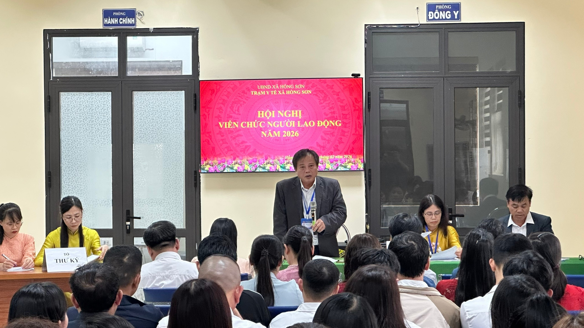 Trạm Y tế xã Hồng Sơn tổ chức hội nghị viên chức, người lao động năm 2026- Ảnh 3.