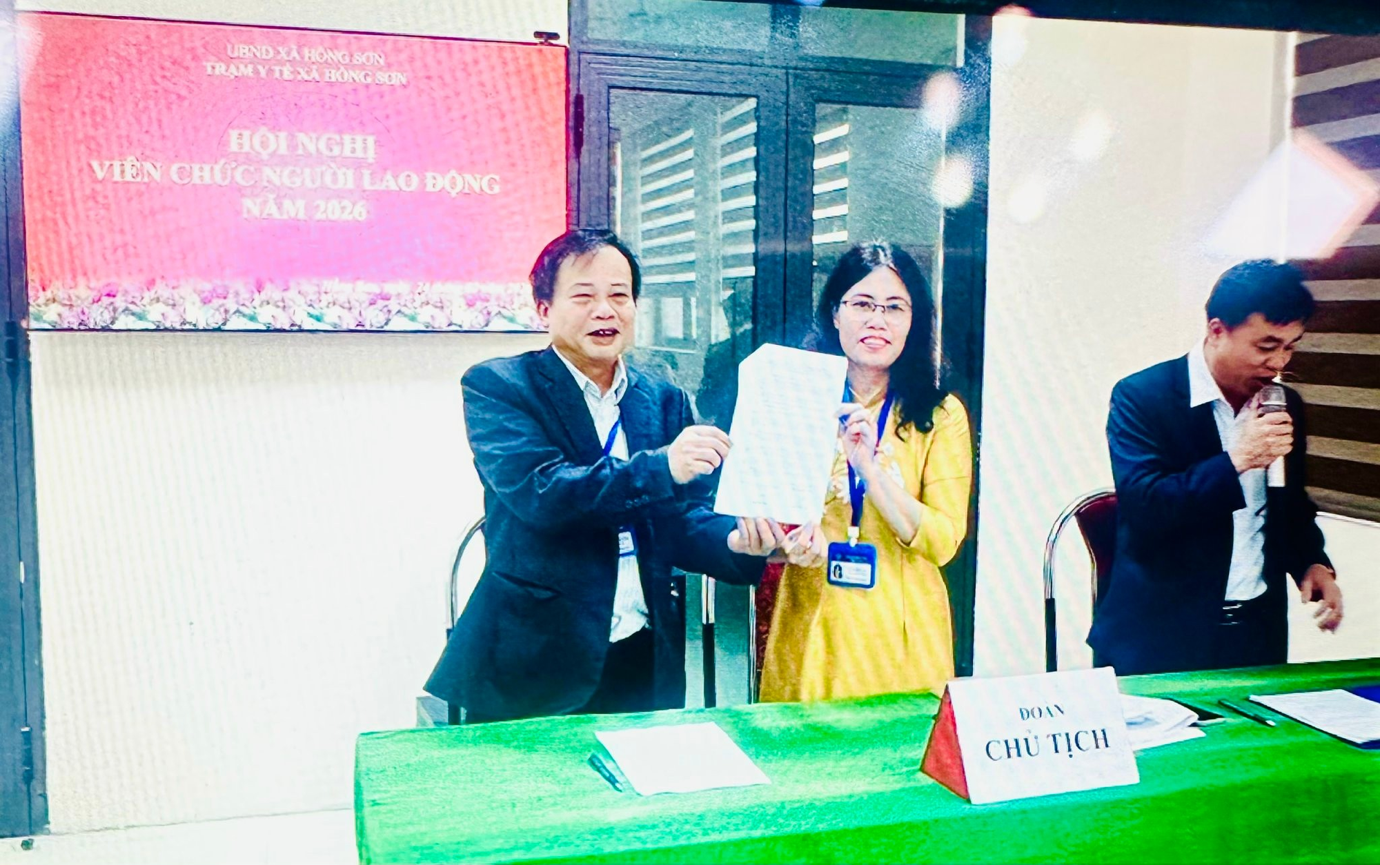 Trạm Y tế xã Hồng Sơn tổ chức hội nghị viên chức, người lao động năm 2026- Ảnh 5.