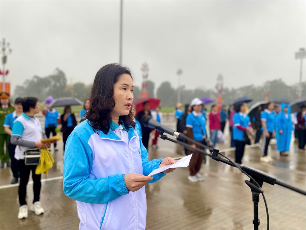 Hội LHPN phường Tây Hồ báo công dâng Bác, hưởng ứng Tết trồng cây “Phụ nữ Tây Hồ đời đời nhớ ơn Bác Hồ”- Ảnh 5.