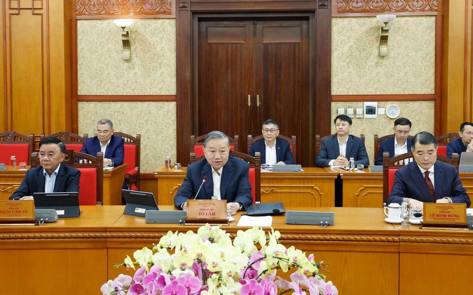 [Video] Thời sự 24h ngày 24/2/2026: Tổng Bí thư Tô Lâm: Tuyệt đối không để xảy ra tình trạng du Xuân kéo dài, lơ là nhiệm vụ