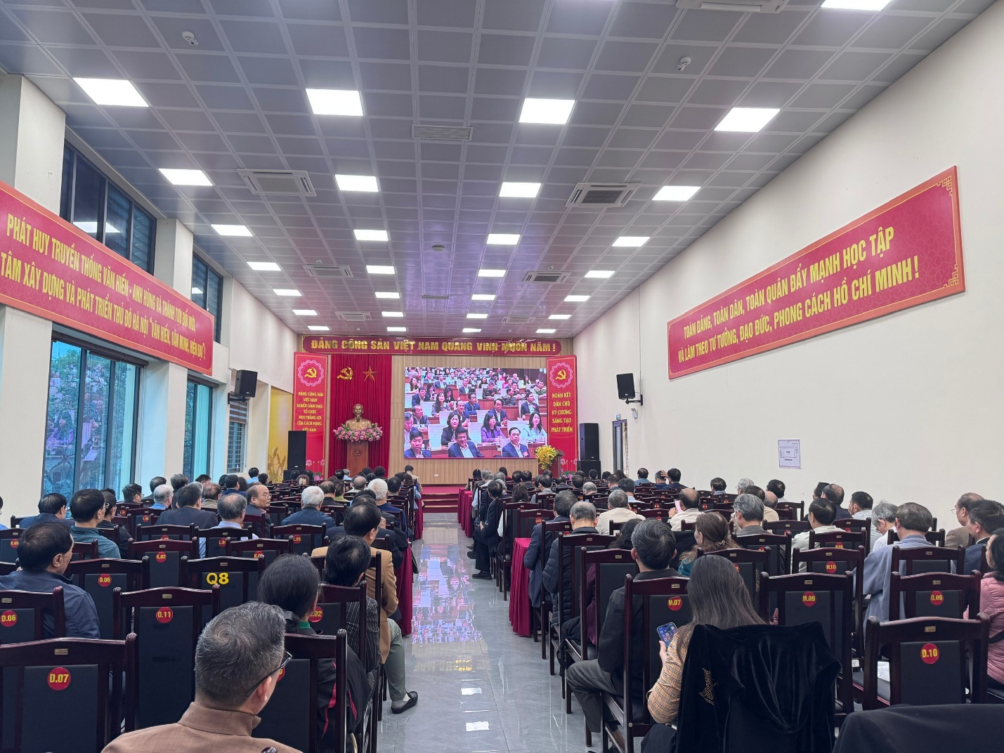 Phương Liệt tham dự Hội nghị toàn quốc nghiên cứu, học tập, quán triệt và triển khai thực hiện Nghị quyết số 79, 80 của Bộ Chính trị và triển khai Kế của Thành ủy về thực hiện Nghị quyết Đại hội đại biểu toàn quốc lần thứ XIV của- Ảnh 2.