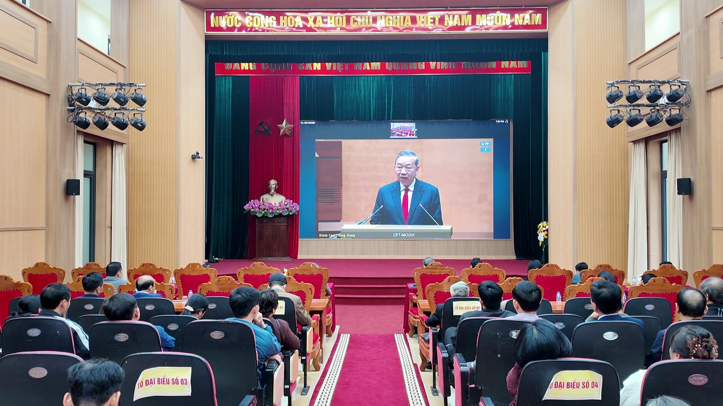 Đảng ủy xã An Khánh tiếp sóng Hội nghị toàn quốc nghiên cứu, học tập, quán triệt và triển khai thực hiện các Nghị quyết số 79 và số 80 của Bộ Chính trị- Ảnh 1.