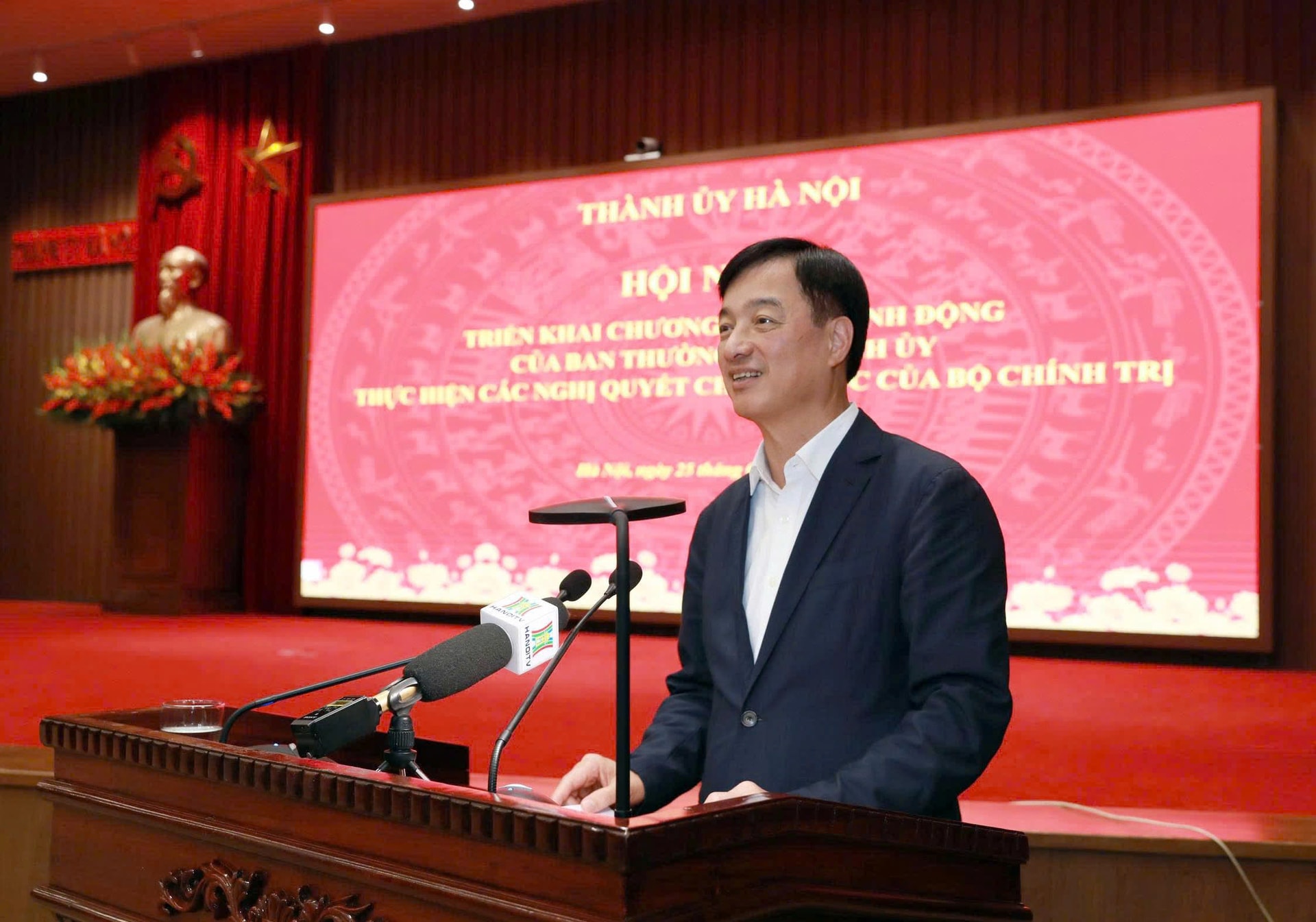 Thành ủy Hà Nội đã tổ chức Hội nghị quán triệt, triển khai Chương trình hành động của Ban Thường vụ Thành ủy Hà Nội thực hiện các nghị quyết chiến lược của Bộ Chính trị.- Ảnh 10.