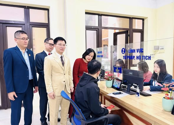 PHƯỜNG KIM LIÊN KHẨN TRƯƠNG ỔN ĐỊNH NỀN NẾP, SẴN SÀNG PHỤC VỤ NHÂN DÂN NGAY SAU TẾT- Ảnh 1.
