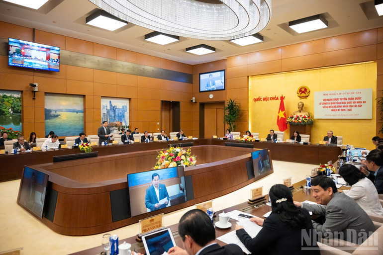 C:\Users\NOVATECHPC\Desktop\BKAVQVA\TAP HUAN BAU CU\z7565096811347-0db817601dff6245d8c0f921e65aafba.jpg