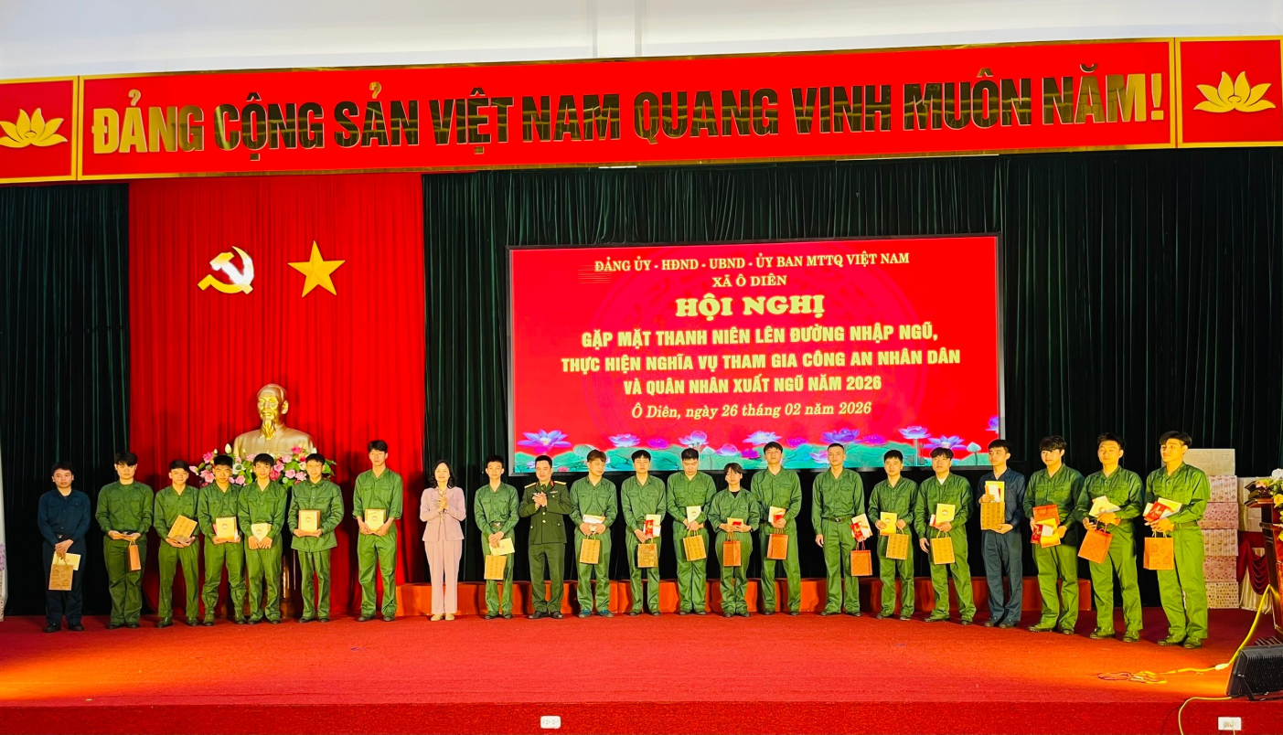 Đảng ủy - HĐND - UBND - Ủy ban MTTQ Việt Nam xã Ô Diên tổ chức Hội nghị gặp mặt thanh niên chuẩn bị lên đường nhập ngũ, tham gia nghĩa vụ Công an nhân dân và quân nhân xuất ngũ năm 2026- Ảnh 2.