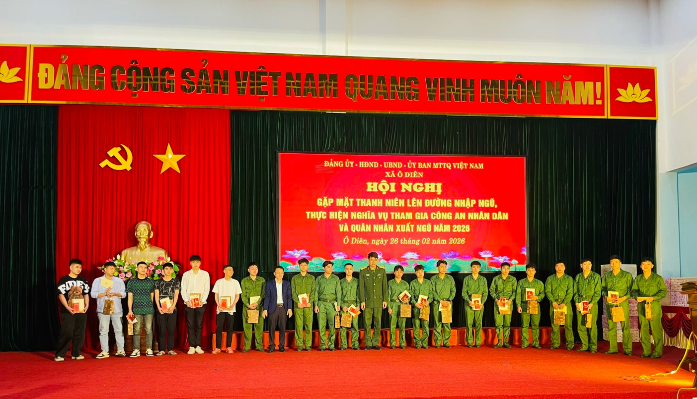 Đảng ủy - HĐND - UBND - Ủy ban MTTQ Việt Nam xã Ô Diên tổ chức Hội nghị gặp mặt thanh niên chuẩn bị lên đường nhập ngũ, tham gia nghĩa vụ Công an nhân dân và quân nhân xuất ngũ năm 2026- Ảnh 3.
