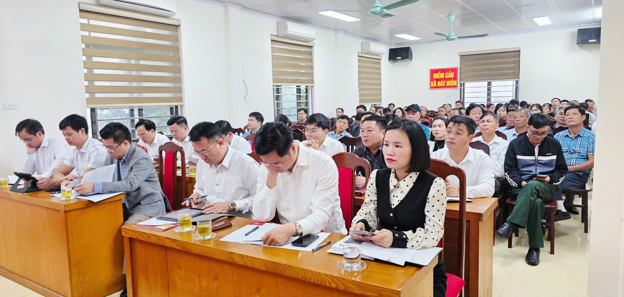 Hội nghị trực tuyến toàn quốc triển khai công tác bầu cử đại biểu Quốc hội khóa XVI và đại biểu HĐND các cấp nhiệm kỳ 2026-2031- Ảnh 2.