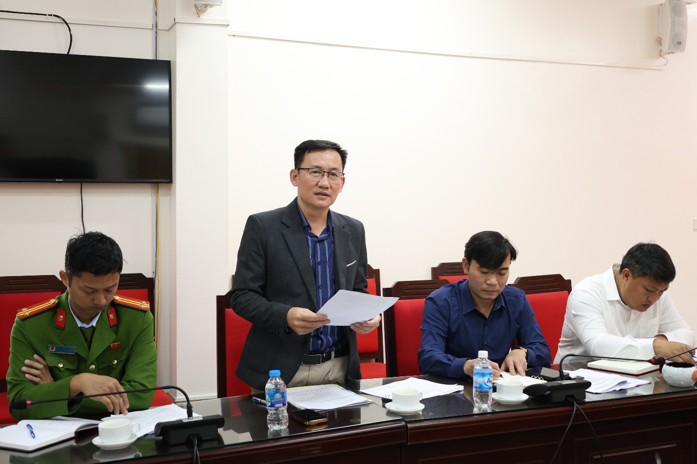 Ủy ban bầu cử xã Mê Linh tổ chức Phiên họp thứ Sáu triển khai các nhiệm vụ trọng tâm- Ảnh 2.