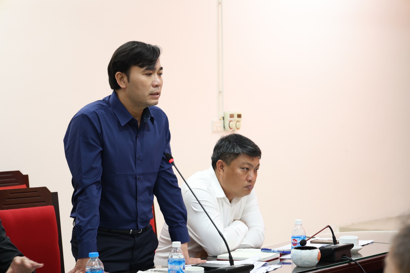 Ủy ban bầu cử xã Mê Linh tổ chức Phiên họp thứ Sáu triển khai các nhiệm vụ trọng tâm- Ảnh 4.