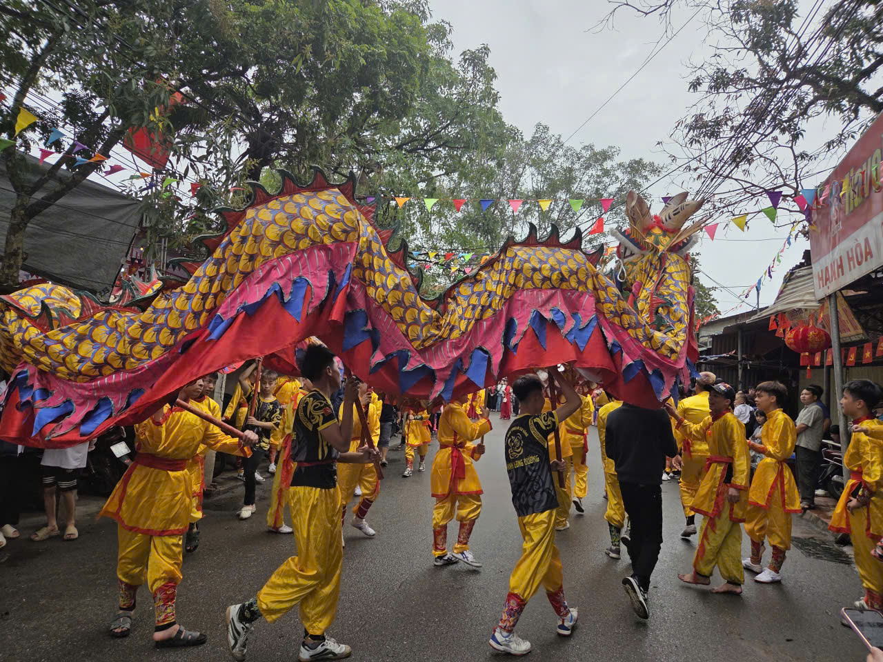 Khai mạc Lễ hội truyền thống làng Vỹ