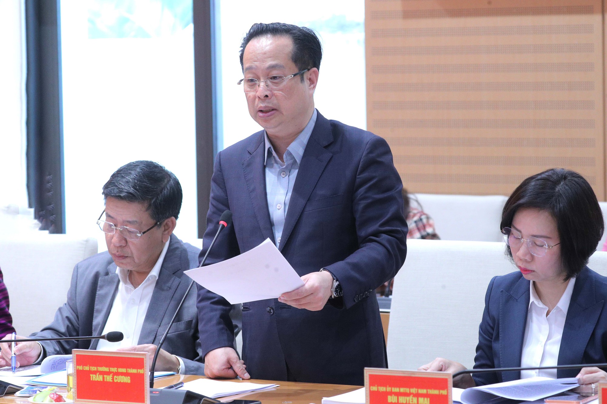 Phó Chủ tịch Quốc hội Nguyễn Khắc Định giám sát, kiểm tra công tác bầu cử tại Hà Nội- Ảnh 4.