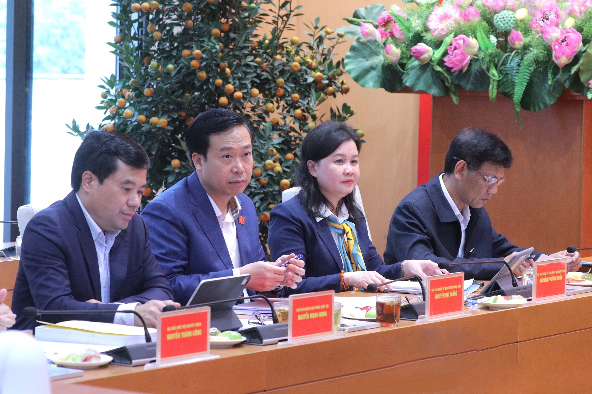 Phó Chủ tịch Quốc hội Nguyễn Khắc Định giám sát, kiểm tra công tác bầu cử tại Hà Nội- Ảnh 5.