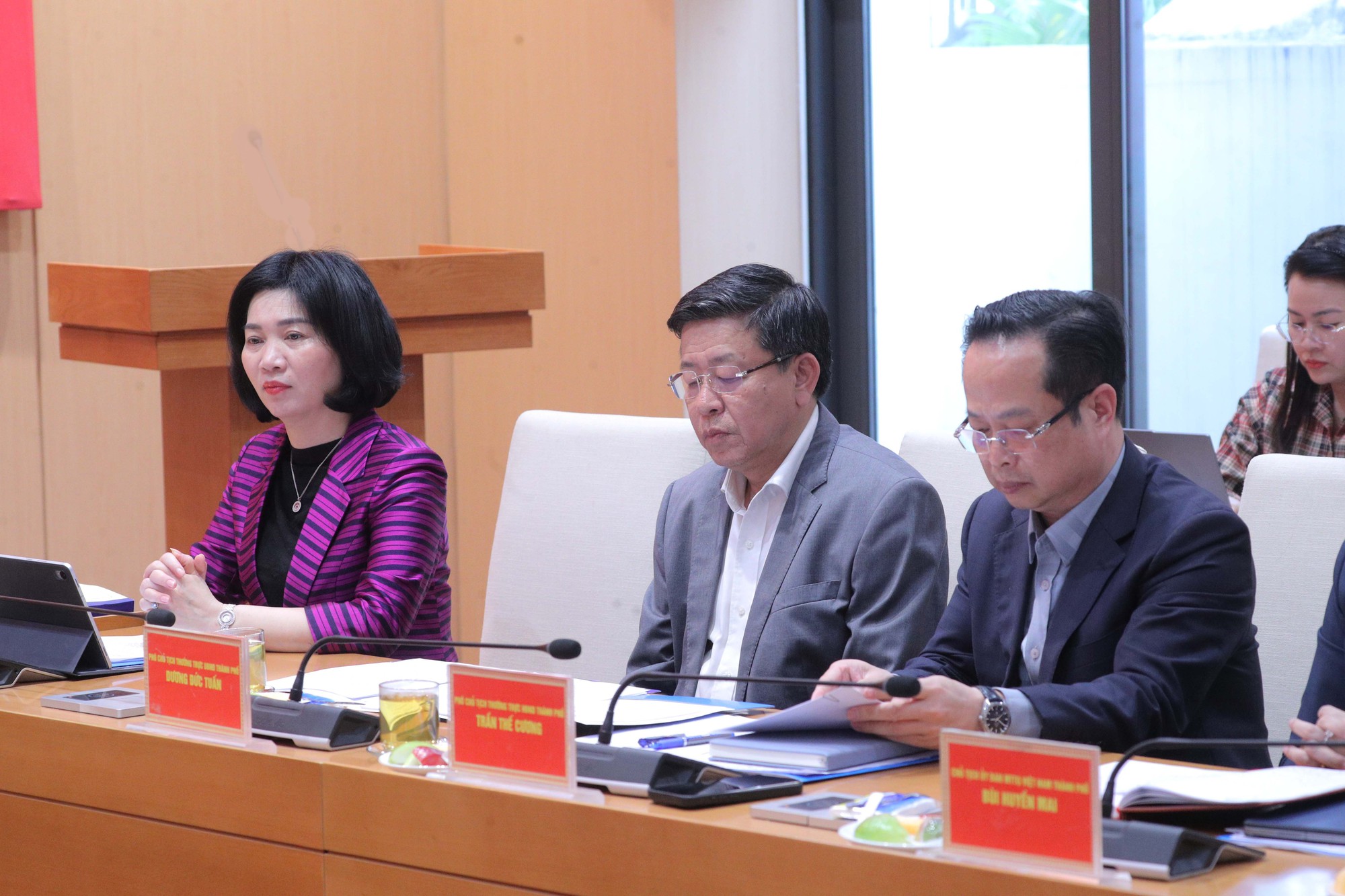 Phó Chủ tịch Quốc hội Nguyễn Khắc Định giám sát, kiểm tra công tác bầu cử tại Hà Nội- Ảnh 8.